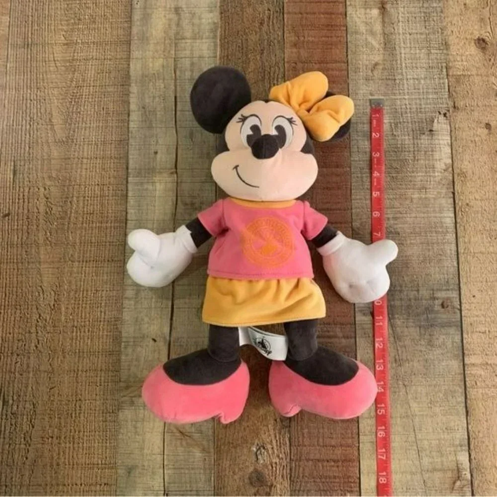 Disney Animal kingdom Minnie Mouse the Dino institute plush stuffed toy animal